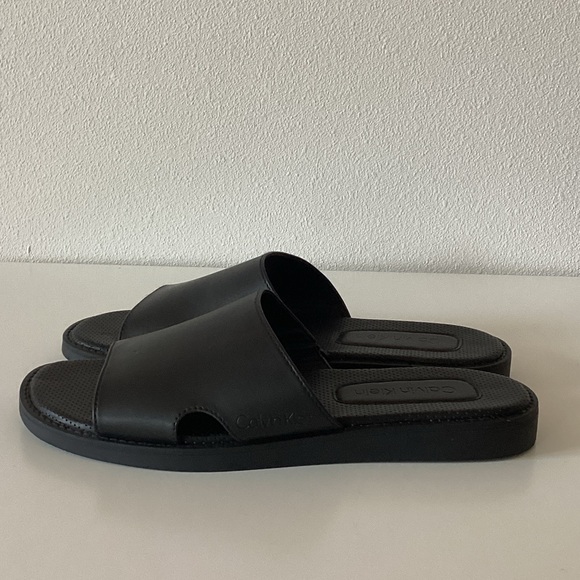 Calvin Klein Black Slide Sandals for Women - Minimal Casual Style Size 8.5 - Picture 2 of 5